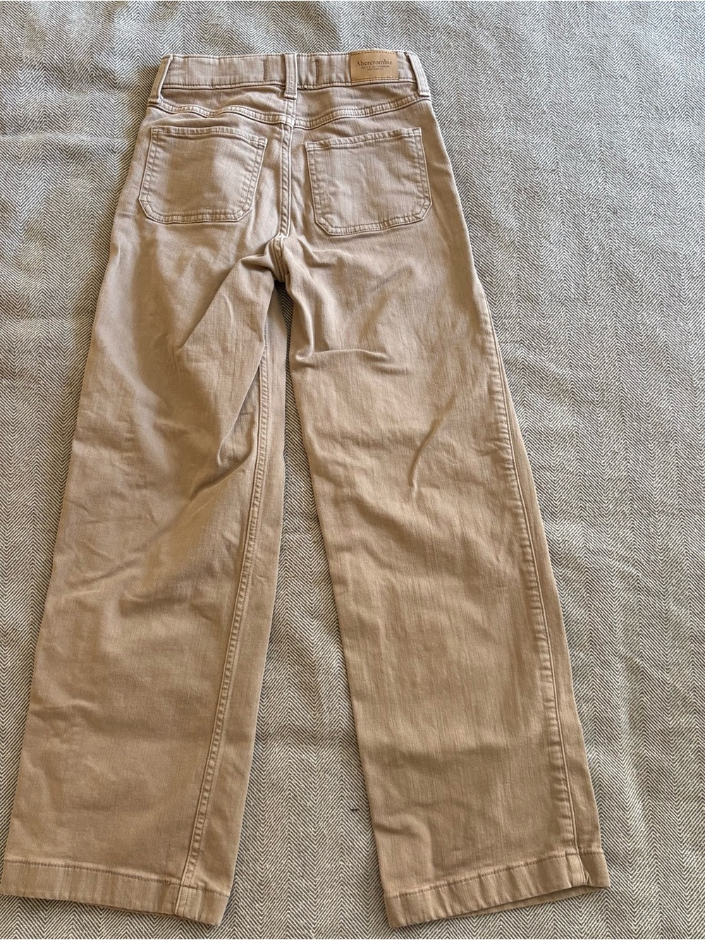 Abercrombie & Fitch Kids Jeans 9/10 Long - Picture 2 of 5
